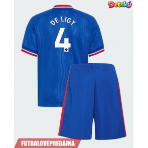 Lacne Dětský Futbalové dres Manchester United Matthijs de Ligt #4 2026-27 Krátky Rukáv - Preč (+ trenírky)